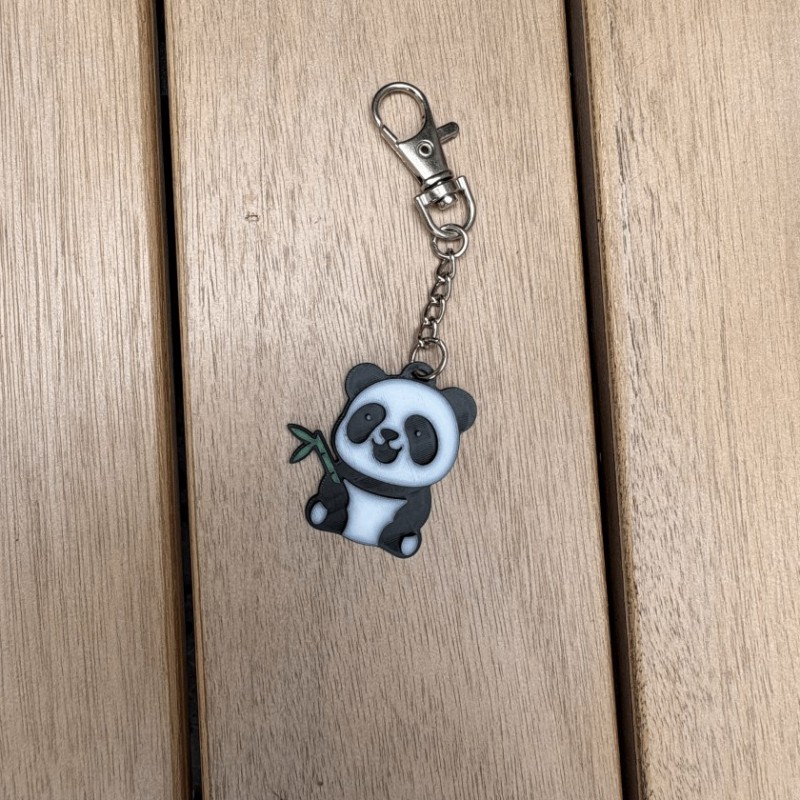 Porte-clé Panda Tao – Impression 3D – noir et blanc Porte-clé Panda Tao – Impression 3D – noir et blanc